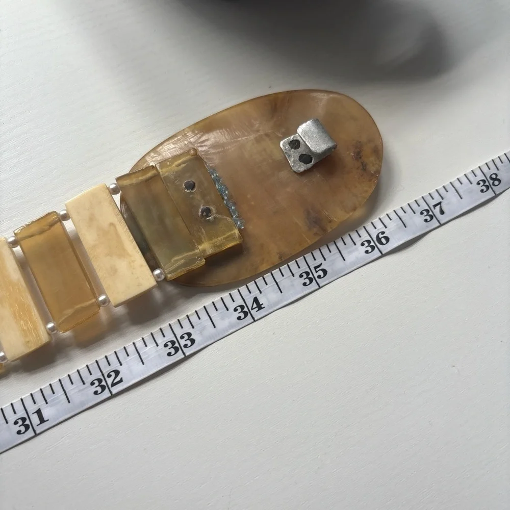 Vintage Natural Horn Link Belt Statement Oval Buckle  display picture 3